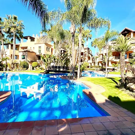 3 Bdr 150 Sq M Close To The Sea With Swimming Pool Near Marbella