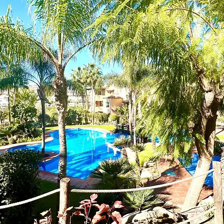 3 Bdr 150 Sq M Close To The Sea With Swimming Pool Near Marbella