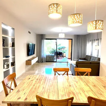 Lägenhet 3 Bdr 150 Sq M Close To The Sea With Swimming Pool Near Marbella