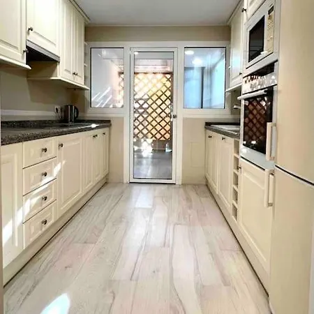 Lägenhet 3 Bdr 150 Sq M Close To The Sea With Swimming Pool Near Marbella Estepona